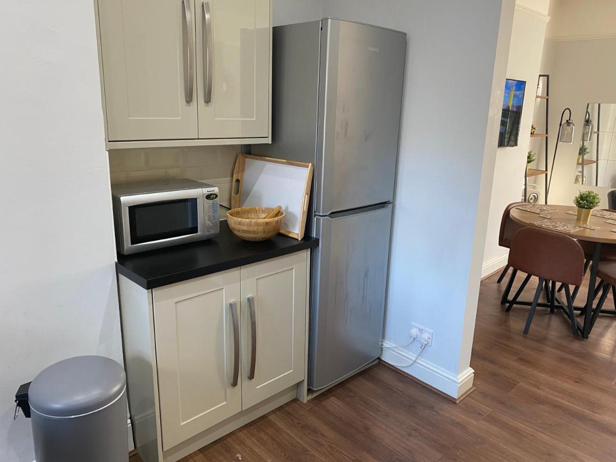 Invicta Apartment แอชฟอร์ด ภายนอก รูปภาพ